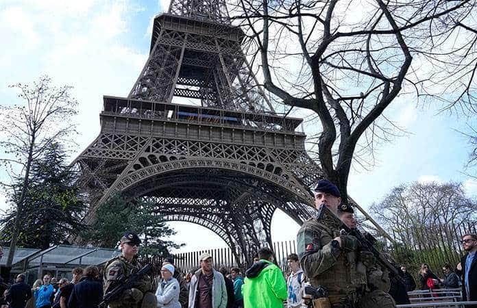 Italia y Francia refuerzan seguridad tras atentado